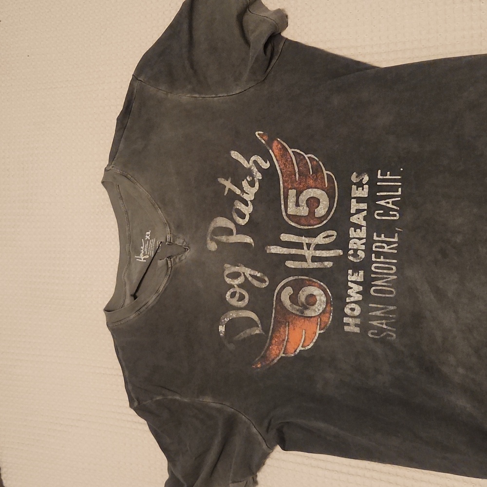 Howe t shirt